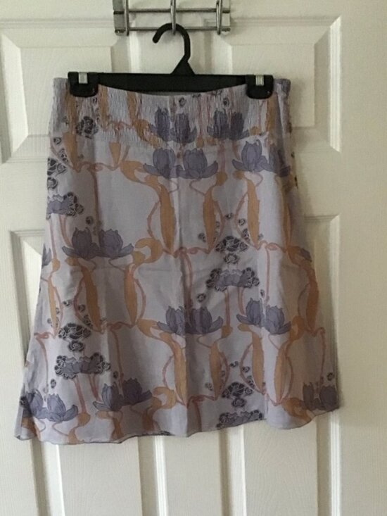 Dresses & Skirts - Skirt
